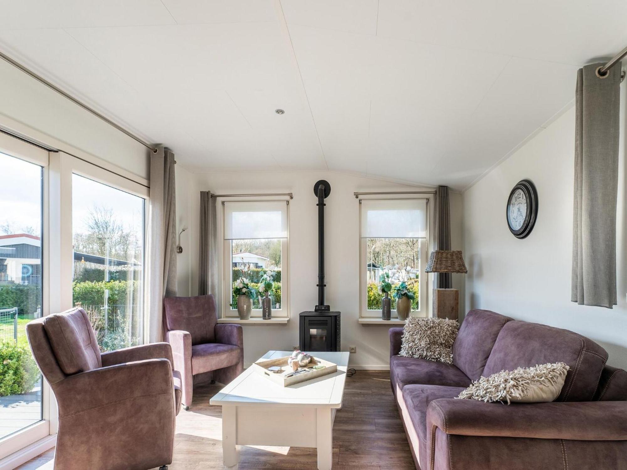 Cosy Holiday Home In Appelscha With Garden Eksteriør billede